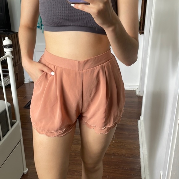 Beige/ peach dress shorts - Picture 1 of 3